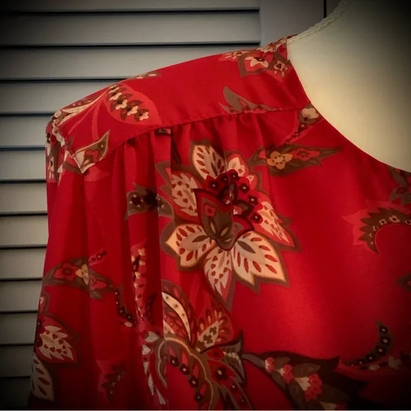 Vintage Alfred Dunner Red Floral Blouse - Picture 4 of 8